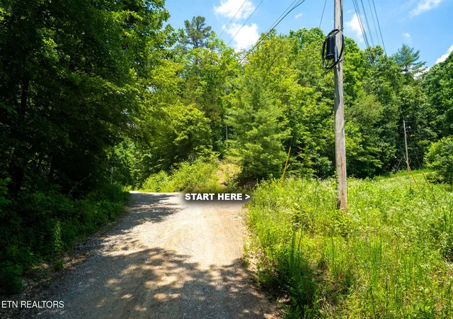Homes for sale in Oliver Springs, TN | 1640 Old Harriman Hwy, Oliver Springs, TN 37840 | MLS# 1345100