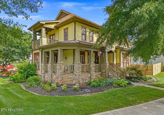 Photo 1 of Single family home for sale at 880 Bobcat Run Dr, Loudon, TN 37774 | MLS# 1344156 | Listing updated on 2026-10-28