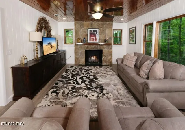 Photo 4 of Single family home for sale at 306 Glades Rd, Gatlinburg, TN 37738 | MLS# 1343834 | Listing updated on 2026-08-04