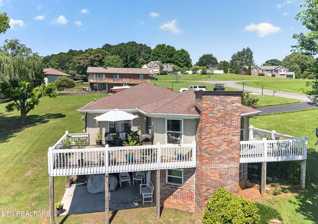 2nd image of 1031 Montcrest Dr, Lenoir City, TN 37771 | MLS# 1343896