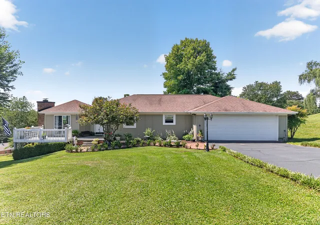 1st image of 1031 Montcrest Dr, Lenoir City, TN 37771 | MLS# 1343896