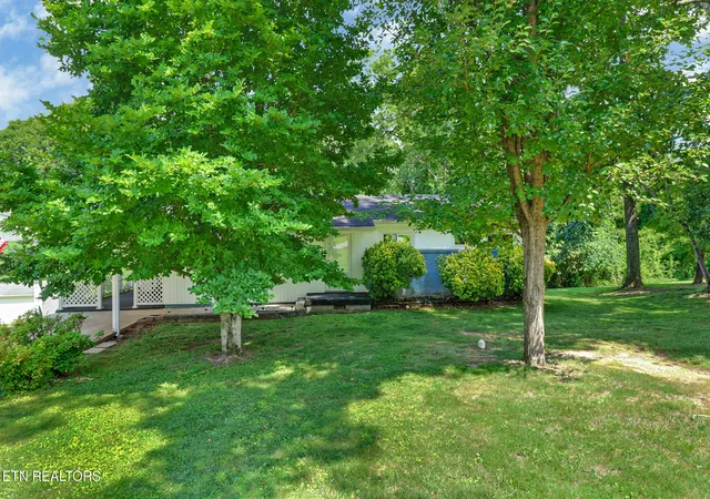 Homes for sale in Rockwood, TN | 639 Greenwood Dr, Rockwood, TN 37854 | MLS# 1343829