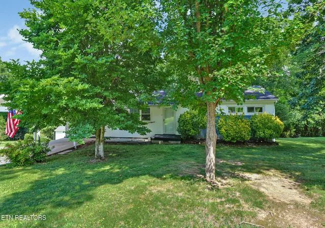 Homes for sale in Rockwood, TN | 639 Greenwood Dr, Rockwood, TN 37854 | MLS# 1343829