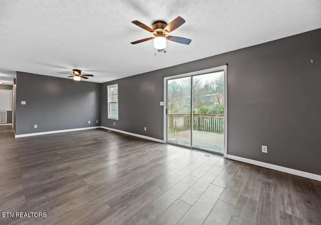 Photo 3 of Single family home for sale at 102 Lawton Rd, Oak Ridge, TN 37830 | MLS# 1343850 | Listing updated on 2026-06-11