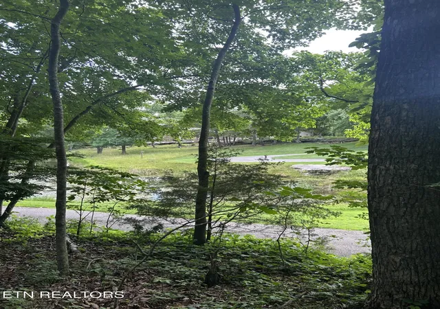 Photo 2 of Land for sale at 26 Rolling Green Ct, Crossville, TN 38558 | MLS# 1343874 | Listing updated on 2026-06-08