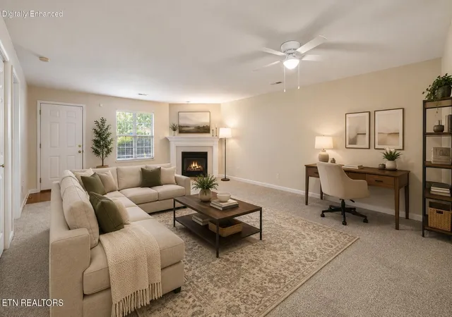 Listing Photo 5 - Condo for sale in building located at 7600 Pauline Wy, Knoxville, TN 37938