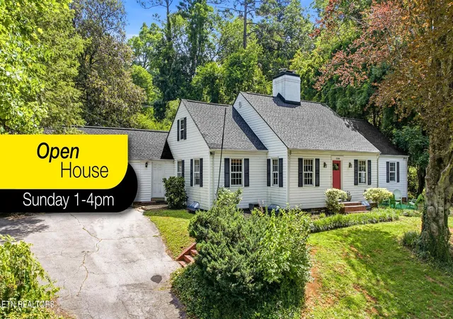 Homes for sale in Knoxville, TN | 1208 S Chilhowee Dr, Knoxville, TN 37914 | MLS# 1344197