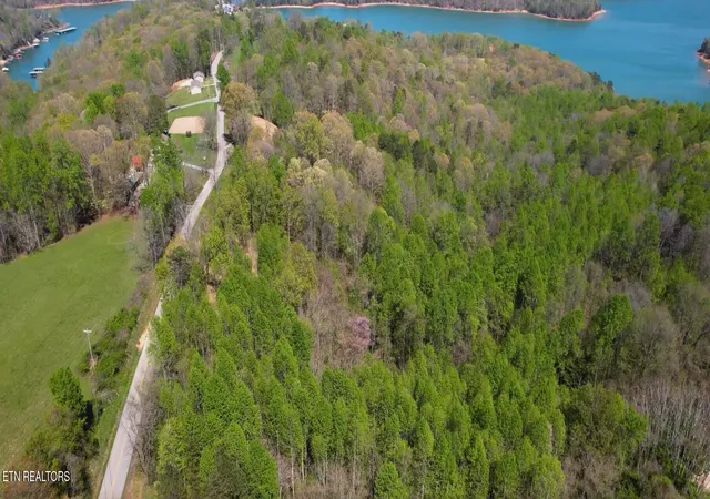 5th image of 4160 Demory Rd, La Follette, TN 37766 | MLS# 1343948