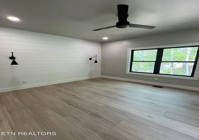 3rd image of 4016 Dollys Dr, Sevierville, TN 37876 | MLS# 1343939