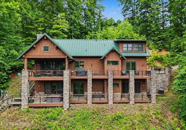 3rd image of 836 & 835 Jacks Bluff Rd, New Tazewell, TN 37825 | MLS# 1344106