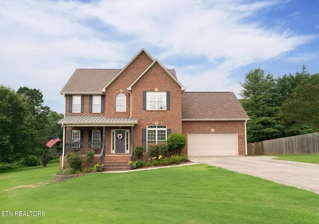 Homes for sale in Lenoir City, TN | 3560 Hirst Cir, Lenoir City, TN 37772 | MLS# 1344692