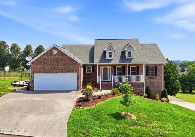 Homes for sale in Sevierville, TN | 2605 Covington Cir, Sevierville, TN 37876 | MLS# 1344166