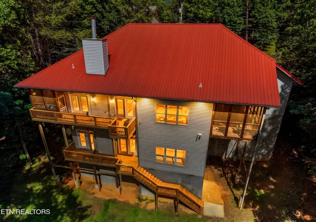2nd image of 122 Lakeside Tr, Townsend, TN 37882 | MLS# 1347095