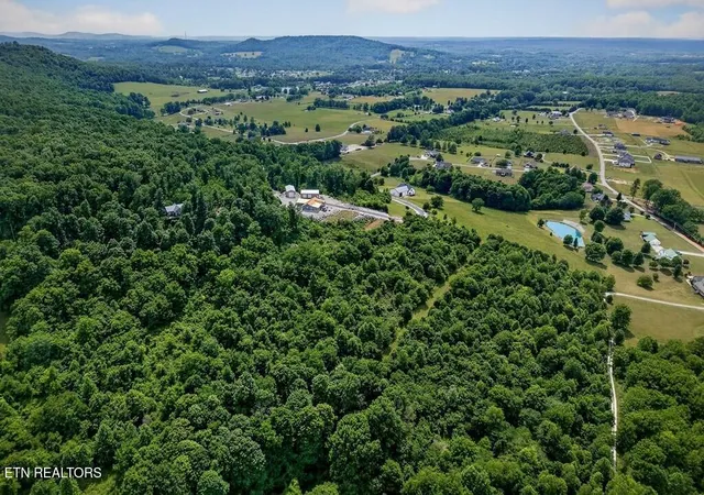 Photo 2 of Single family home for sale at 1005 Bethlehem Ests Dr, Livingston, TN 38570 | MLS# 1344015 | Listing updated on 2026-08-03