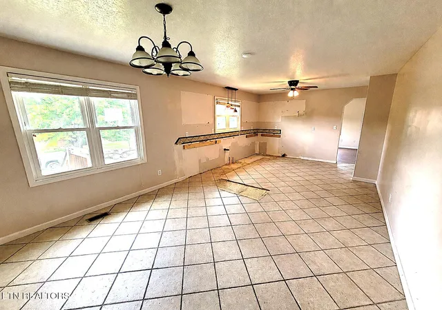 4th image of 228 Smiley Cir, Blountville, TN 37617 | MLS# 1344022