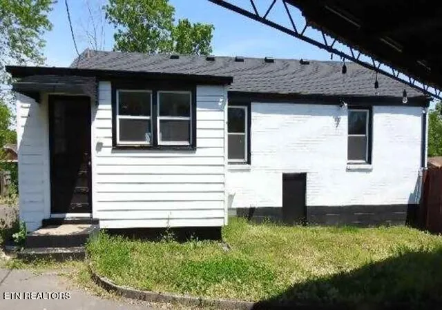 Photo 2 of Single family home for sale at 101 Desoto Dr, Nashville, TN 37210 | MLS# 1344014 | Listing updated on 2026-06-09