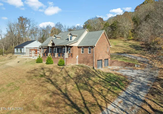 Homes for sale in Carthage, TN | 57 Lakeside Dr, Carthage, TN 37030 | MLS# 1344032