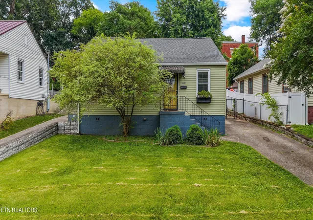 2nd image of 508 E Columbia Ave, Knoxville, TN 37917 | MLS# 1344062