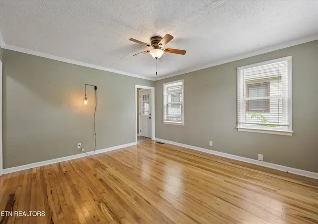 Photo 4 of Single family home for sale at 508 E Columbia Ave, Knoxville, TN 37917 | MLS# 1344062 | Listing updated on 2026-09-20