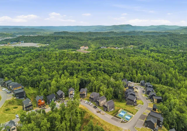 Photo 3 of Single family home for sale at 1234 Reedmont Way, Sevierville, TN 37876 | MLS# 1344707 | Listing updated on 2026-09-17