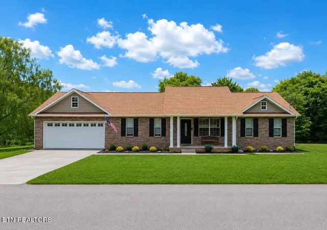 Homes for sale in Strawberry Plains, TN | 405 Ridgedale Dr, Strawberry Plains, TN 37871 | MLS# 1344074