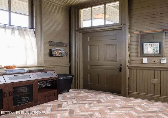 Photo 4 of Single family home for sale at 6736 Morganton Rd, Greenback, TN 37742 | MLS# 1344429 | Listing updated on 2026-09-21