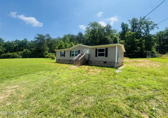 Homes for sale in Clinton, TN | 1183 Old Lake City Hwy, Clinton, TN 37716 | MLS# 1344144