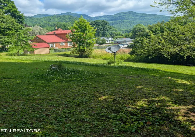 Homes for sale in Middlesboro, KY | 0 Bowling Rd, Middlesboro, KY 40965 | MLS# 1344123