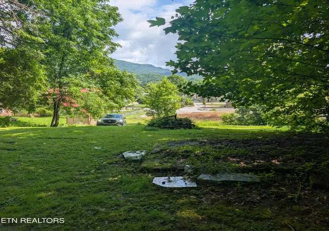 Homes for sale in Middlesboro, KY | 0 Bowling Rd, Middlesboro, KY 40965 | MLS# 1344123