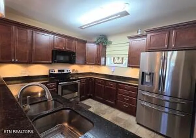 Homes for sale in Bean Station, TN | 144 Sandpiper Ln, Bean Station, TN 37708