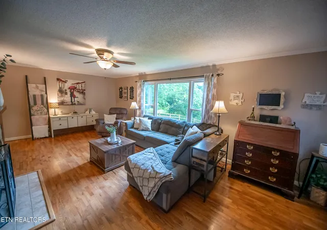 Photo 2 of Single family home for sale at 819 Keith Ln, Athens, TN 37303 | MLS# 1344279 | Listing updated on 2026-09-23