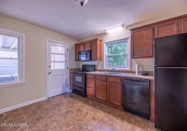 3rd image of 2113 Berea Ave, Knoxville, TN 37920 | MLS# 1344366