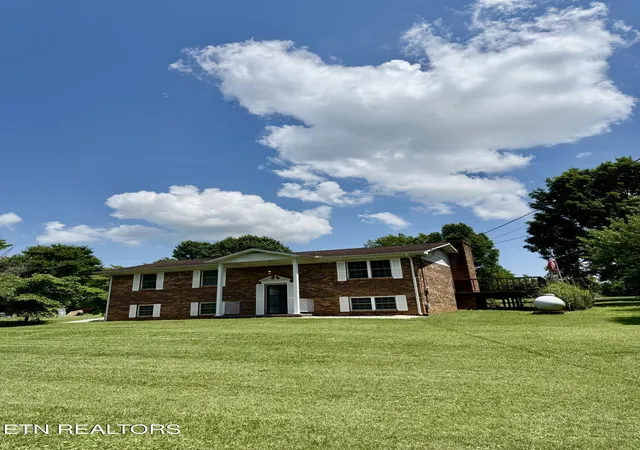 3rd image of 4544 N Wildwood Rd, Maryville, TN 37804 | MLS# 1344213