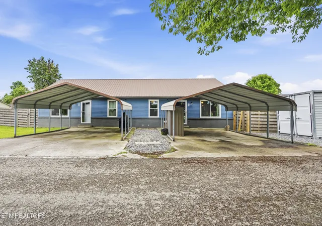 Homes for sale in Seymour, TN | 215 217 Carr Rd, Seymour, TN 37865 | MLS# 1344164
