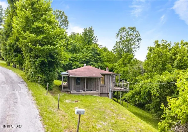 Homes for sale in Andersonville, TN | 104 Jackson Rd, Andersonville, TN 37705 | MLS# 1344256