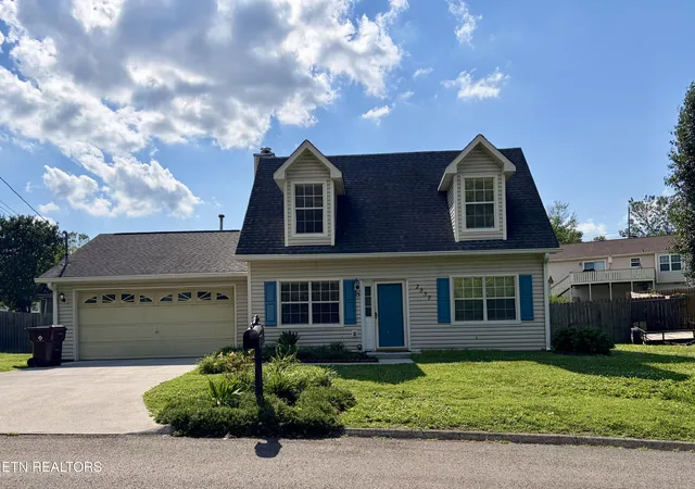 Photo 2 of Single family home for sale at 2337 Scanlon Ct, Powell, TN 37849 | MLS# 1344223 | Listing updated on 2026-09-11