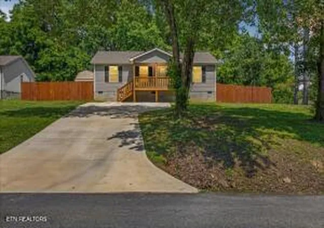 Homes for sale in Etowah, TN | 311 N Iowa Ave, Etowah, TN 37331 | MLS# 1344377