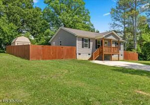 Homes for sale in Etowah, TN | 311 N Iowa Ave, Etowah, TN 37331 | MLS# 1344377
