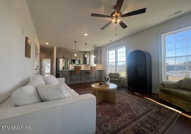 Listing Photo 4 - Condo for sale in building located at 408 E Church Ave, Maryville, TN 37804