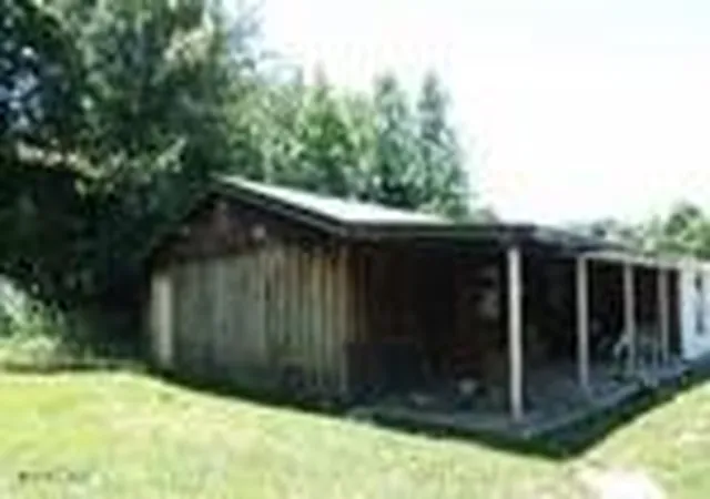Homes for sale in Duff, TN | 5292 White Oak Rd, Duff, TN 37729 | MLS# 1344240