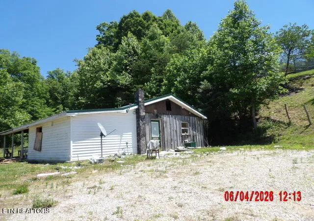 Homes for sale in Duff, TN | 5292 White Oak Rd, Duff, TN 37729 | MLS# 1344240