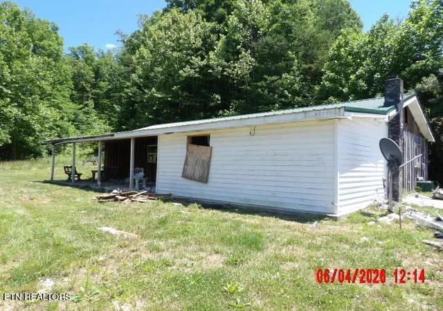 Homes for sale in Duff, TN | 5292 White Oak Rd, Duff, TN 37729 | MLS# 1344240