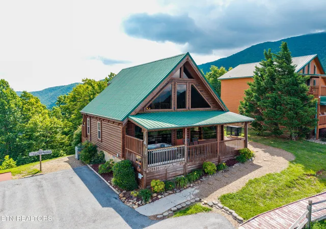 Photo 1 of Sale Pending at 3661 Buckeye Knob Way, Sevierville, TN 37862 | MLS# 1344678 | Listing updated on 2026-09-15