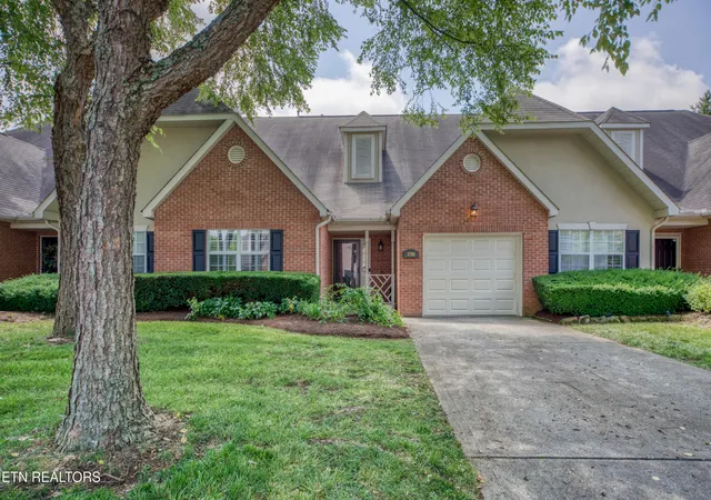 Photo 1 of Sale Pending at 5708 Boones Crk Ln, Knoxville, TN 37912 | MLS# 1344361 | Listing updated on 2026-07-04
