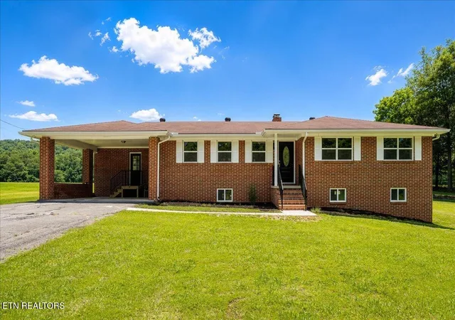 1st image of 858 N Main St, Decatur, TN 37322 | MLS# 1344527