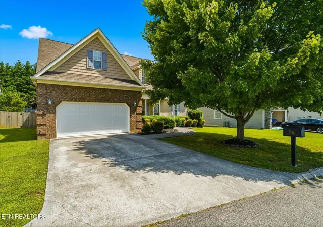 Photo 2 of Sale Pending at 6848 Harvest Grv Ln, Knoxville, TN 37918 | MLS# 1344532 | Listing updated on 2026-08-31
