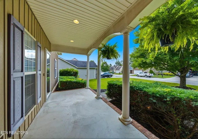 Photo 3 of Sale Pending at 6848 Harvest Grv Ln, Knoxville, TN 37918 | MLS# 1344532 | Listing updated on 2026-08-31