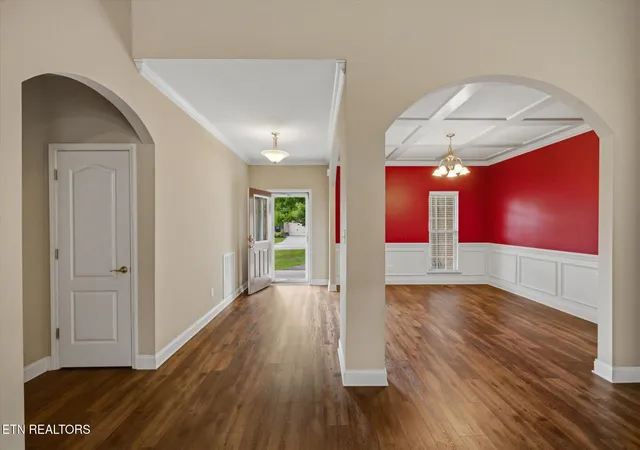 Photo 3 of Sale Pending at 6848 Harvest Grv Ln, Knoxville, TN 37918 | MLS# 1344532 | Listing updated on 2026-08-31