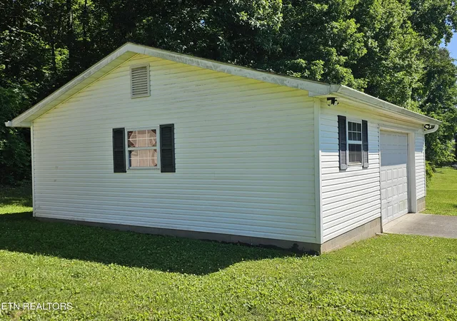 Homes for sale in Clinton, TN | 1341 Blockhouse Valley Rd, Clinton, TN 37716 | MLS# 1344362