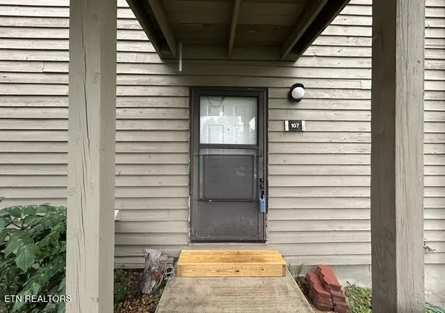 Homes for sale in Crab Orchard, TN | 391 Moytoy Rd #107, Crab Orchard, TN 37723 | MLS# 1344691